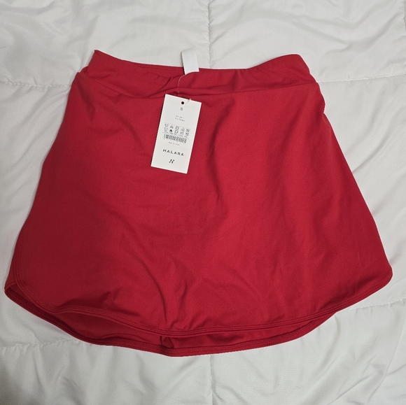 Halara Tennis Skirt - Picture 2 of 5